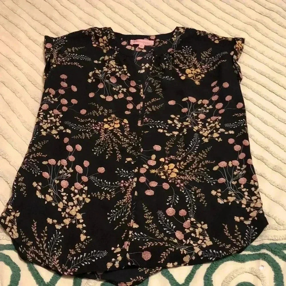 PHILOSOPHY sleeveless blouse with v-neck. - Picture 1 of 6